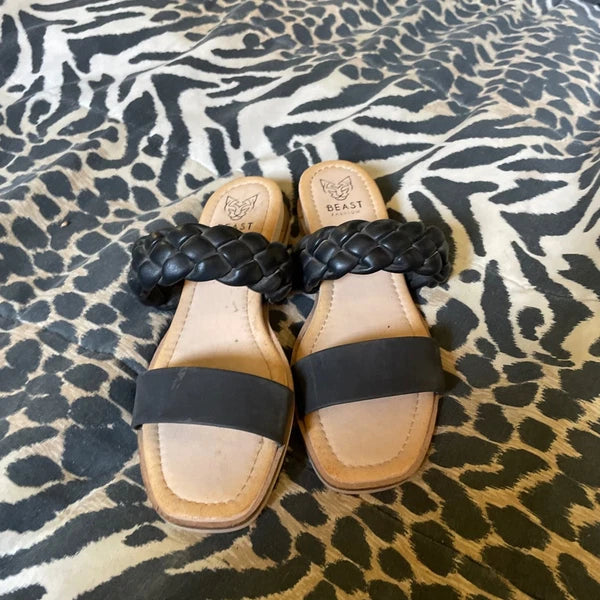 Womens Beast Fashion Braided Black Slip On Sandals Slides Casual Sz 7