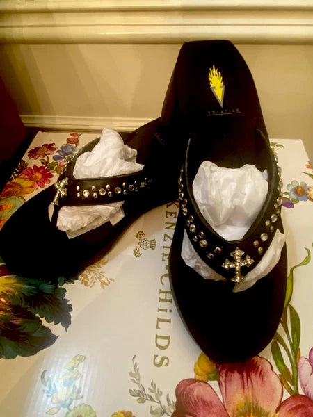 Volatile BLACKWomen's Wedge Flip Flop Style Sandals Cross Rhinestones & Studs 9M