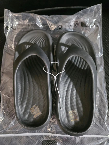 Women's Size 6.5 - 7 Soft Cushion & Comfy Fashion Slides, 2 White & 3 Black