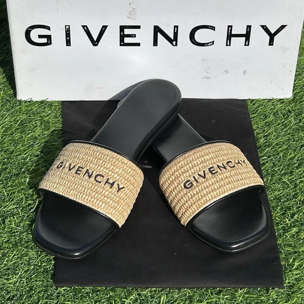 GIVENCHY 4G EMBROIDERED LOGO RAFFIA AND BLACK LEATHER SLIDE SANDALS SZ 40.5 NEW!