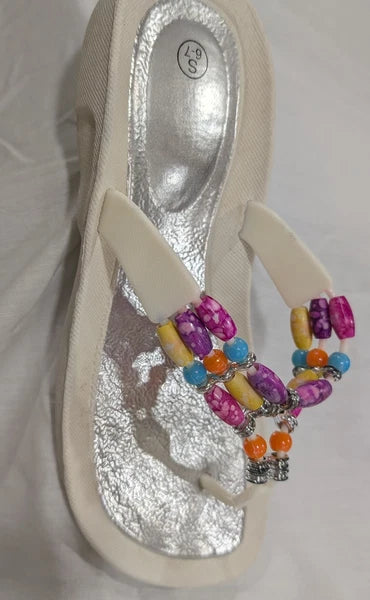 Flip flop women's white/with colorful bead rubber sole, silver, unbranded sz 6-7