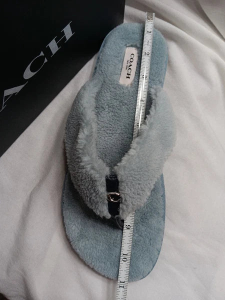 Coach Hampton Flip Flops Sandals 10 B Lt. Blue