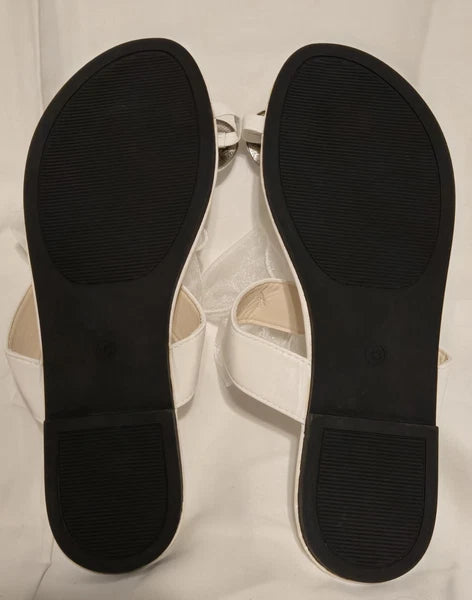 Women's Fashionable Elegant Bow & Metal Toe Accent Sandals US Size 11 White