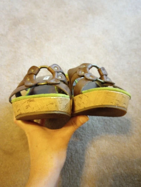 Women's Size 8 Sandal Slides Wedge Platform Style Vtg