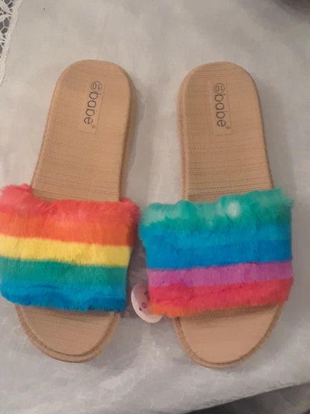 New ladies  FASHION fAUX FUR   slides beach furry sandals