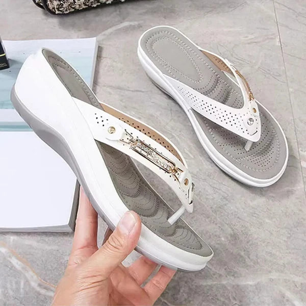 2025 New Fashion Slides Non-Slip Shoes Beach Sandals Leisure Flip Flops Open Toe