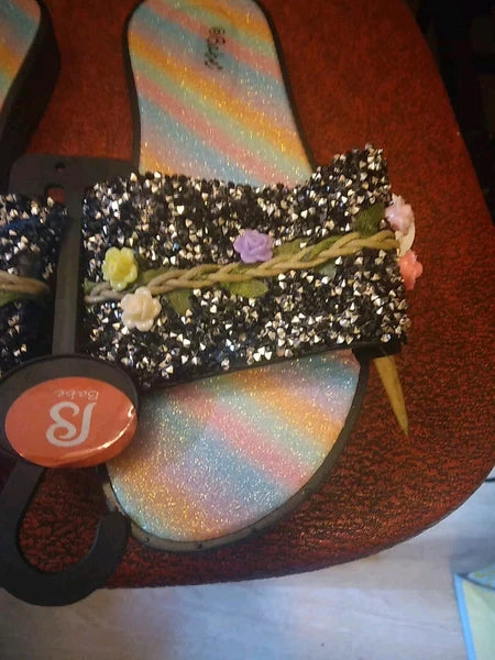 Babe's Rainbow Floral Black Fashion Women's Slides Slippers Size 6 (BRAND NEW)