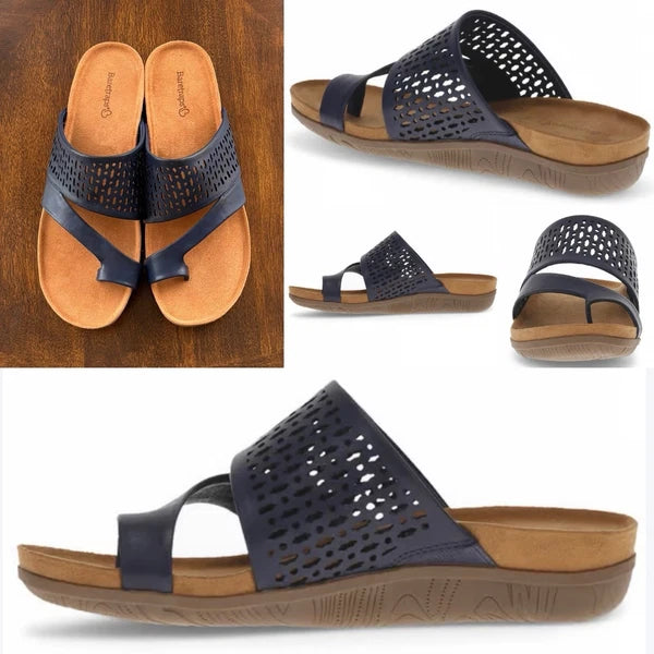 Baretraps Juny Sandals Navy Blue Women's 8 M Lightweight Comfort Toe Strap NEW