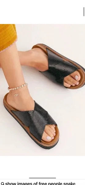 Free People Women’s Slides , Sandal , Snake Skin Style Size 39 Spain